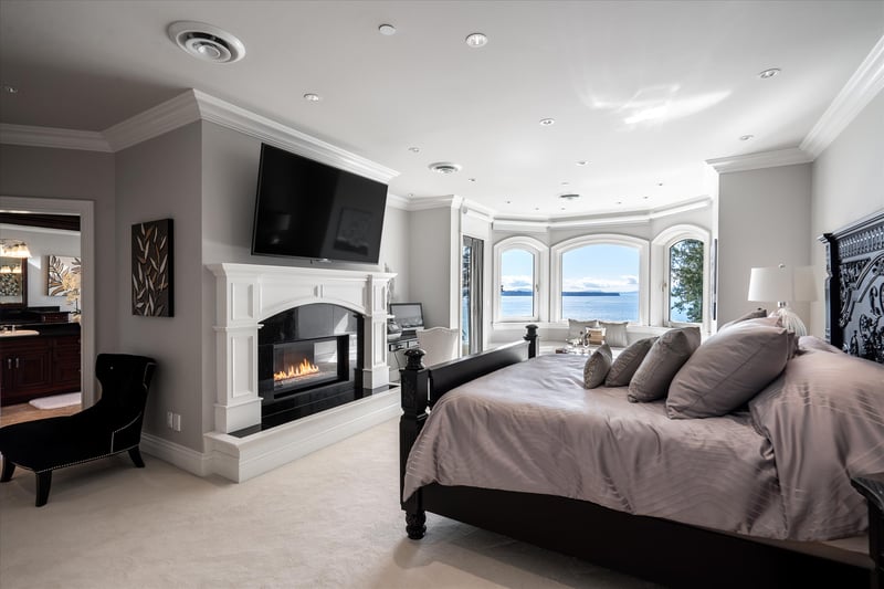 Luxury estate at 13822 Marine Drive, White Rock, BC — photo 14