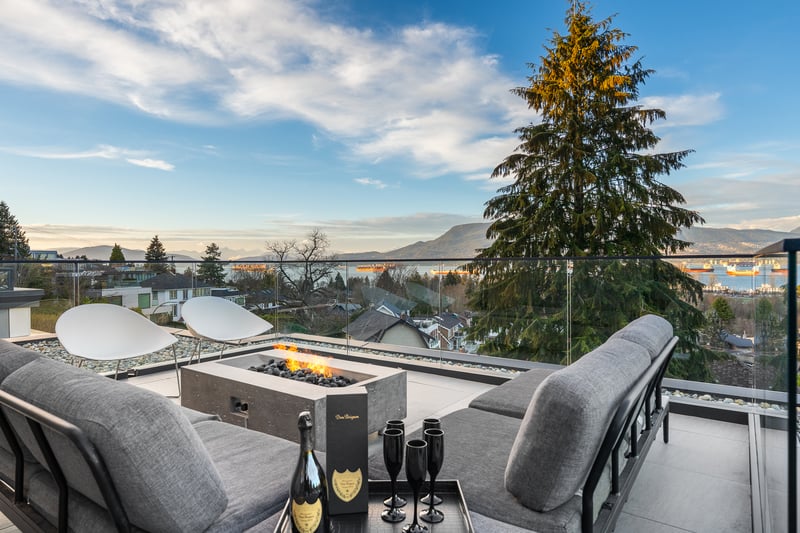 Luxury estate at 4346 Locarno Crescent, Vancouver, BC — photo 37