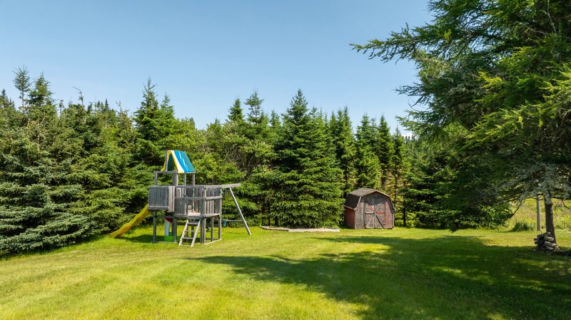 Luxury estate at 545 Armstrong Lane, Blacks Harbour, NB — photo 12