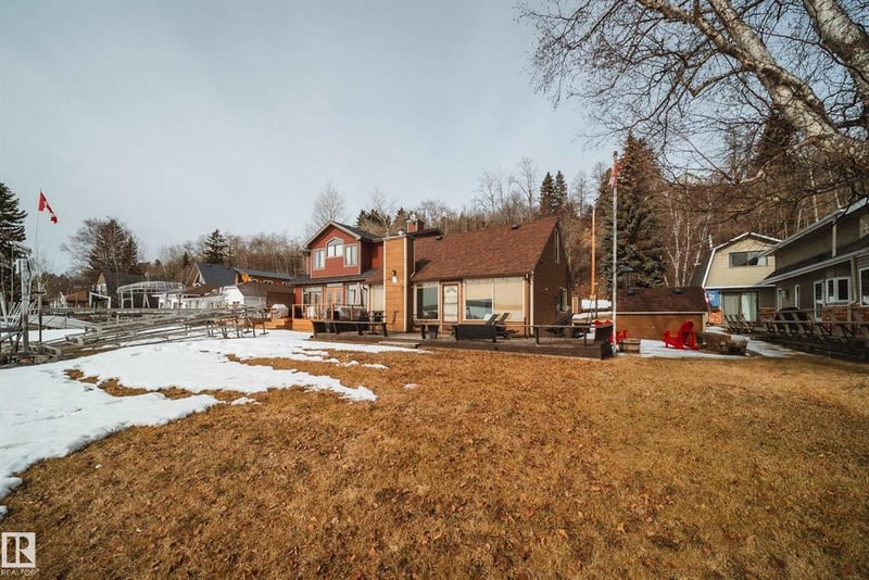 Luxury estate at 595 First Avenue North, Seba Beach, AB — photo 20