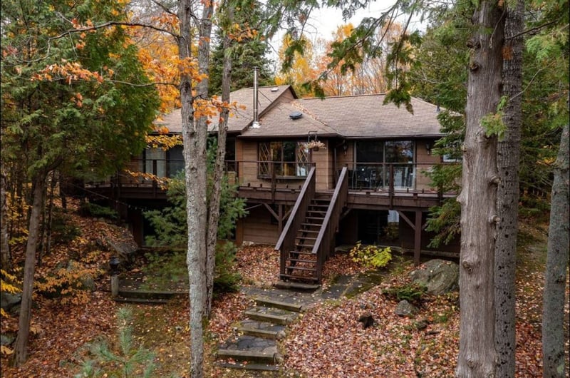 Luxury estate at N Menominee Lk Rd, Huntsville, ON — photo 3