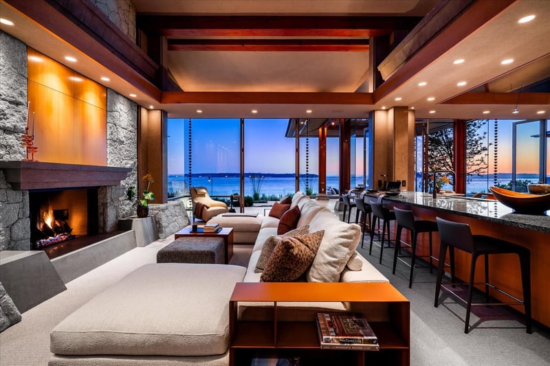 Luxury estate at West Bay, West Vancouver, BC — photo 36