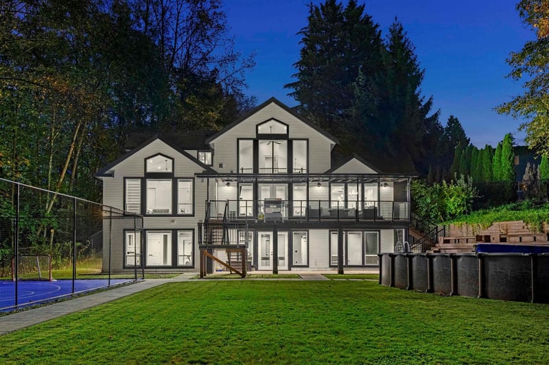 Luxury estate at 10691 Salisbury Drive, Surrey, BC — photo 2