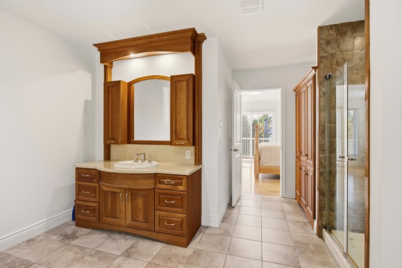 Luxury estate at 34 Rue des Tangaras, Orford, QC — photo 17
