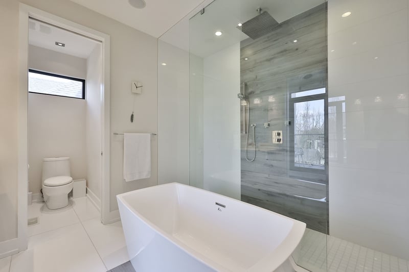 Luxury estate at 647 Montbeck Crescent, Mississauga, ON — photo 25