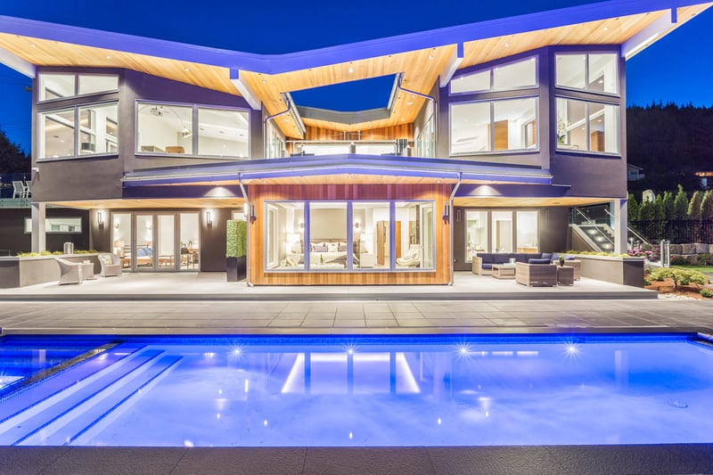 Luxury estate at Canada — photo 1
