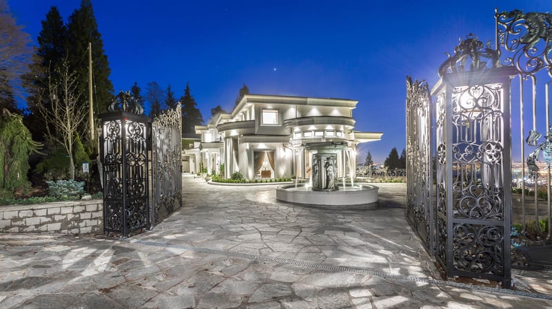 Luxury estate at 1175 Eyremount Drive, West Vancouver, BC — photo 4