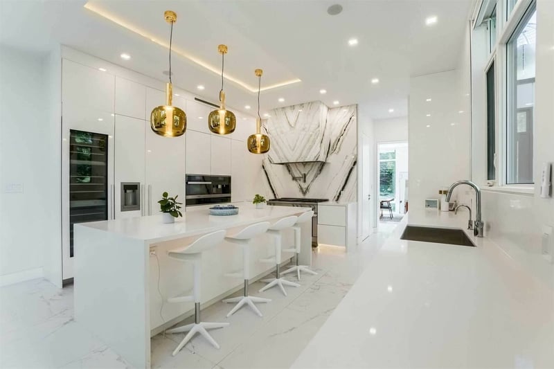 Luxury estate at 560 Shenandoah Drive N, Mississauga — photo 7