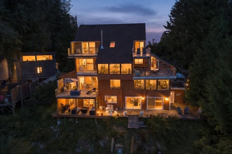 Luxury estate at 270 Mountain Drive, Lions Bay, BC — photo 37