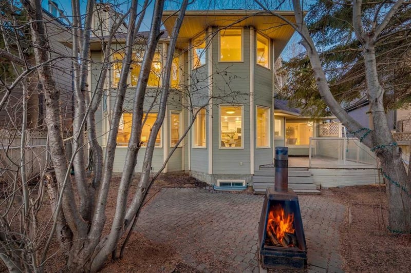 Luxury estate at 1442 Sunwood Road Southeast, Calgary, AB — photo 2