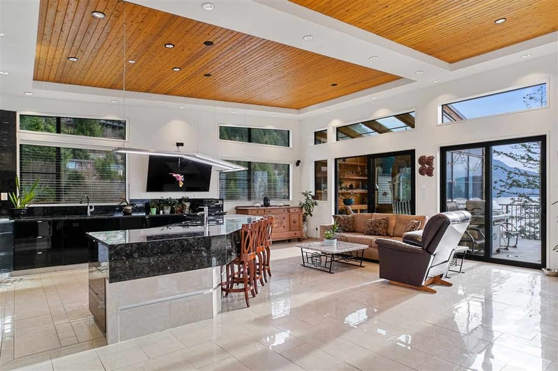 Luxury estate at 50 Sweetwater Place, Lions Bay — photo 6