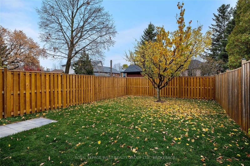 Luxury estate at 216 Delta Street, Etobicoke, ON — photo 14
