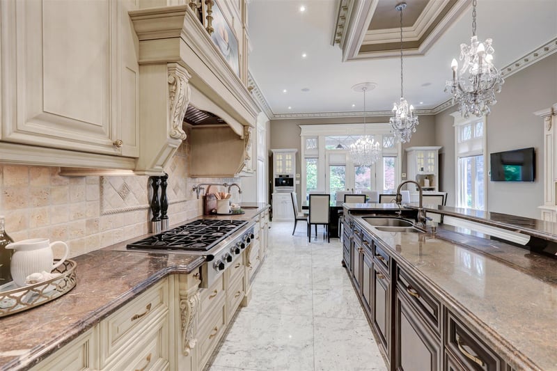 Luxury estate at 95 Eden Vale Dr, King City, ON — photo 34