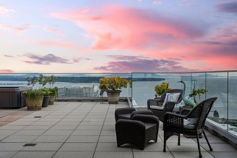 Luxury estate at PH2 1473 Johnston Road, White Rock, BC — photo 32