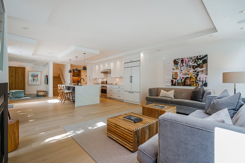 Luxury estate at 403 Beach Crescent, Vancouver, BC — photo 13