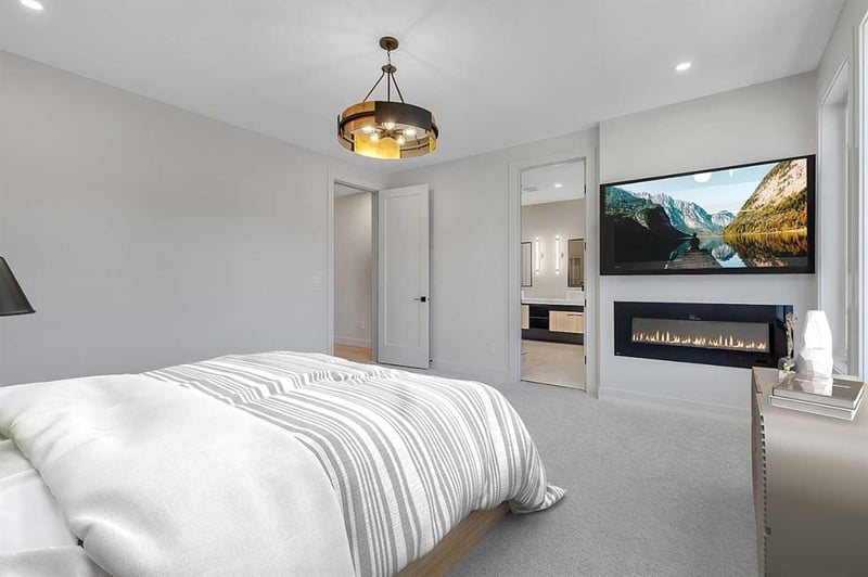 Luxury estate at 342 Normandy Drive Southwest, Calgary, AB — photo 13