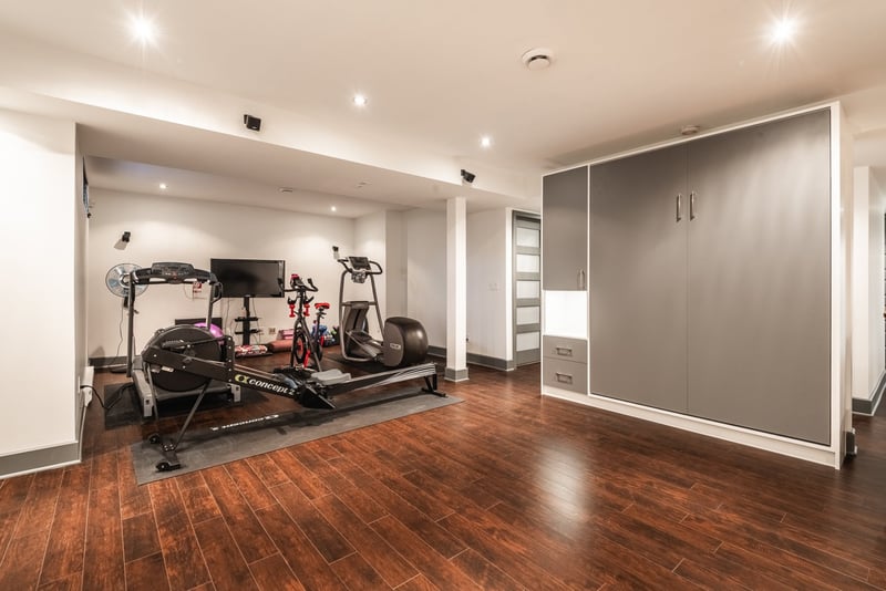 Luxury estate at 34 Rue Antoine-Forestier, St-Bruno-de-Montarville, QC — photo 18