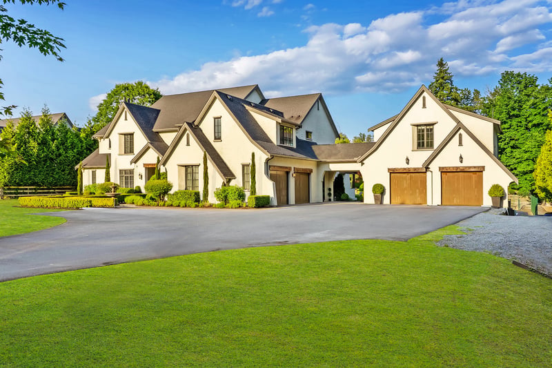 Luxury estate at 7670 240 Street, Langley Township, BC — photo 4