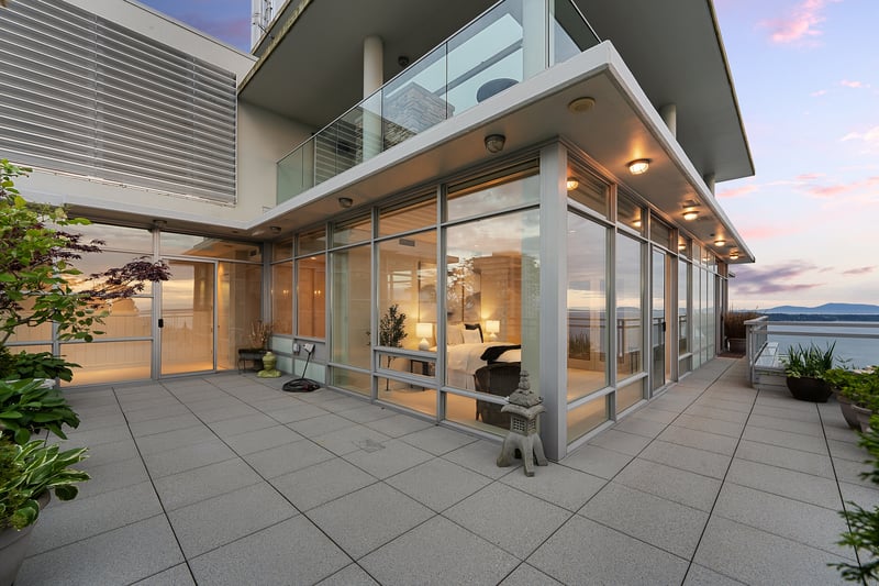 Luxury estate at PH2 1473 Johnston Road, White Rock, BC — photo 19