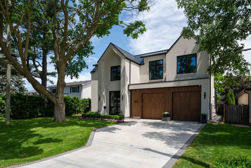 Luxury estate at 203 Weybourne Road, Oakville, ON — photo 3