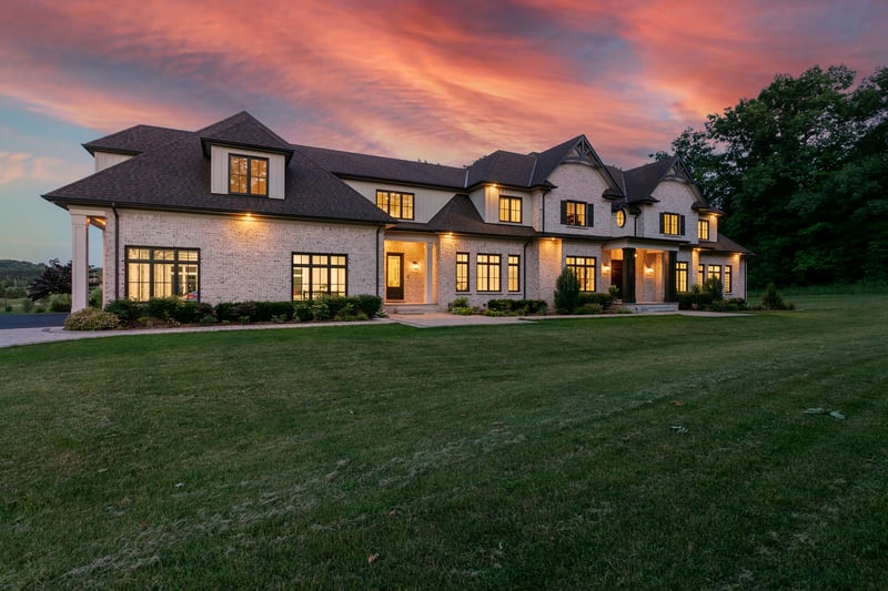 Luxury estate at 2606 Harvest Moon Lane, Burlington, ON — photo 33