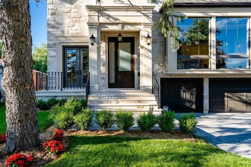 Luxury estate at 3 Masters Road, Toronto — photo 2