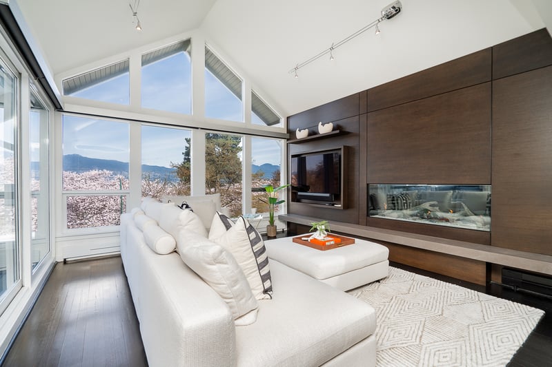 Luxury estate at 3262 West 1st Avenue, Vancouver, BC — photo 35