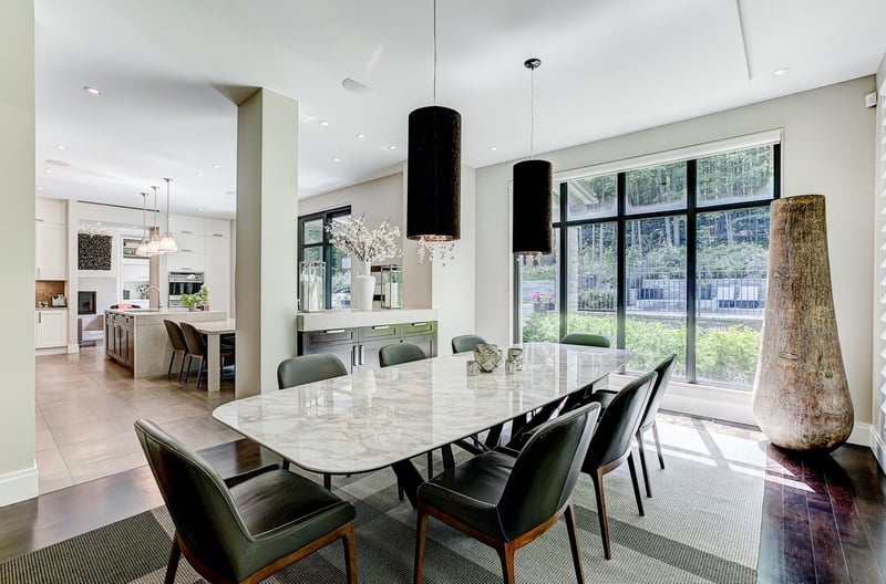 Luxury estate at 528 Rue du Sommet, Mont Saint-Hilaire — photo 9