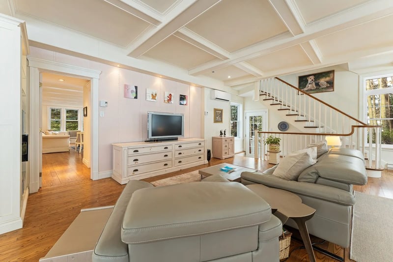 Luxury estate at 865 Rang de la Montagne, Saint-Paul-d'Abbotsford, QC — photo 13