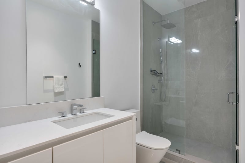 Luxury estate at 1589 Glenhill Crescent, Mississauga, ON — photo 43