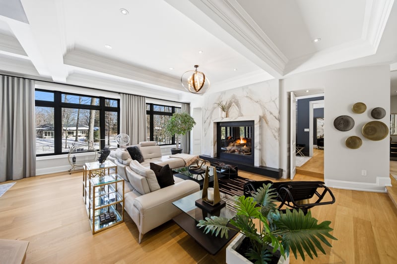 Luxury estate at 3205 Highpoint Court, Burlington, ON — photo 8