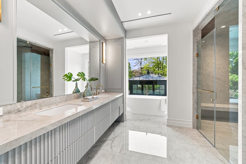 Luxury estate at 204 Forest Hill Road, Toronto, ON — photo 26