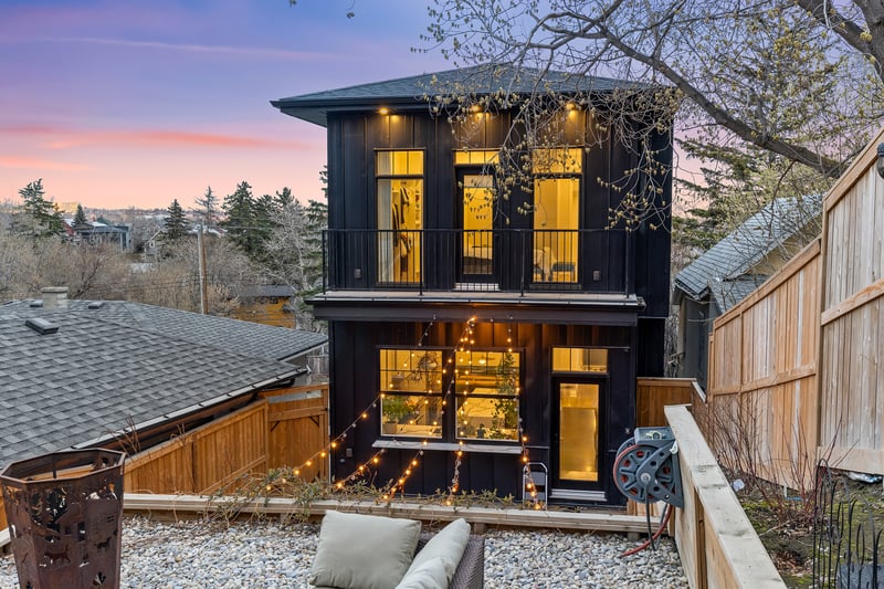 Luxury estate at 1129 Maggie Street Southeast, Calgary, AB — photo 20