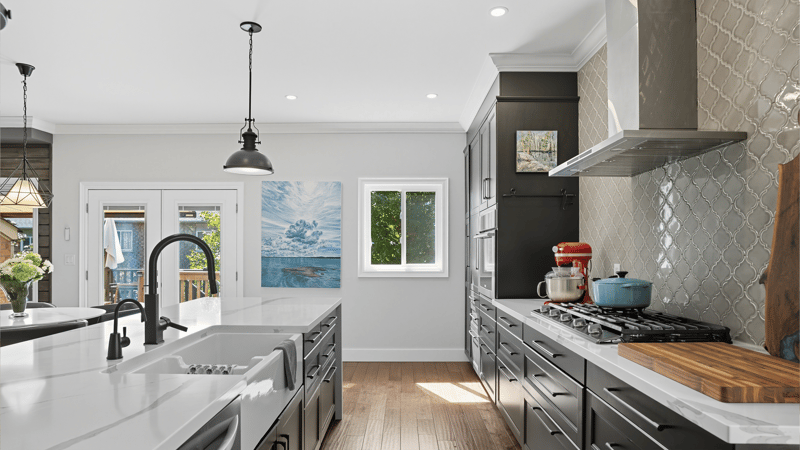 Luxury estate at 47 Livingstone Drive, Hamilton, ON — photo 5