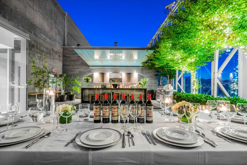 Luxury estate at PH2 1128 W. Georgia Street, Vancouver, BC — photo 6
