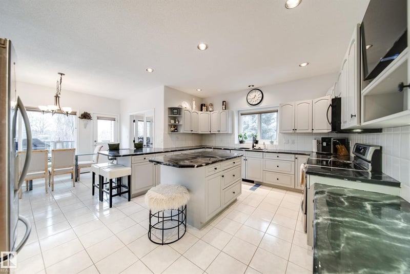 Luxury estate at 242 Running Creek Lane Northwest, Edmonton, AB — photo 2