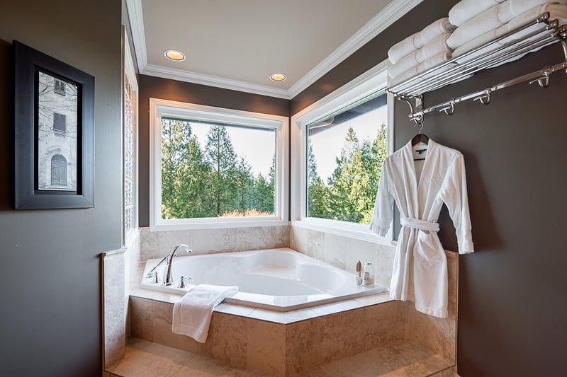 Luxury estate at 16455 89 Avenue, Surrey, BC — photo 6