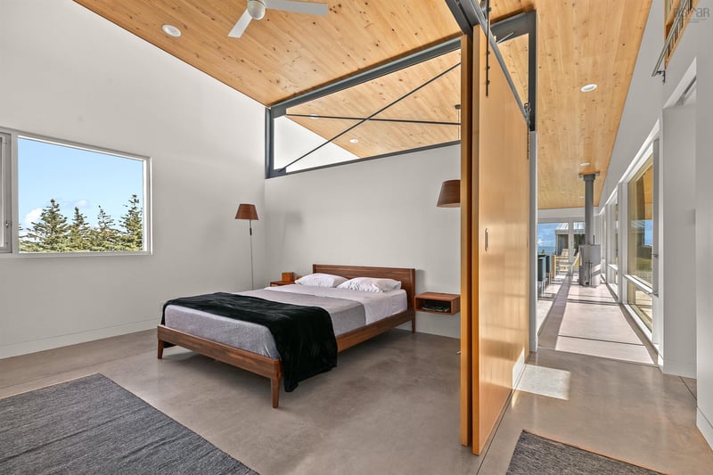 Luxury estate at 71 Hell Point Road, Halifax — photo 17