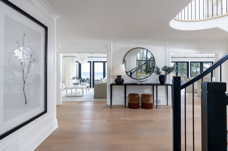 Luxury estate at 3 Ennisclare Drive East, Oakville, ON — photo 4
