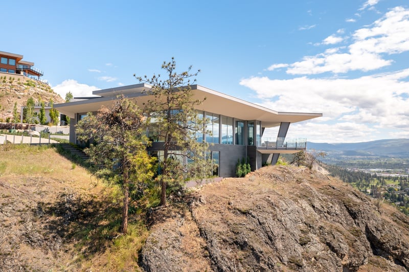Luxury estate at Kelowna — photo 20