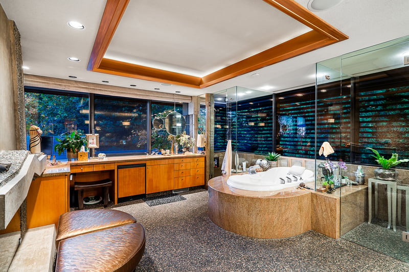 Luxury estate at Address upon request, White Rock, BC — photo 11