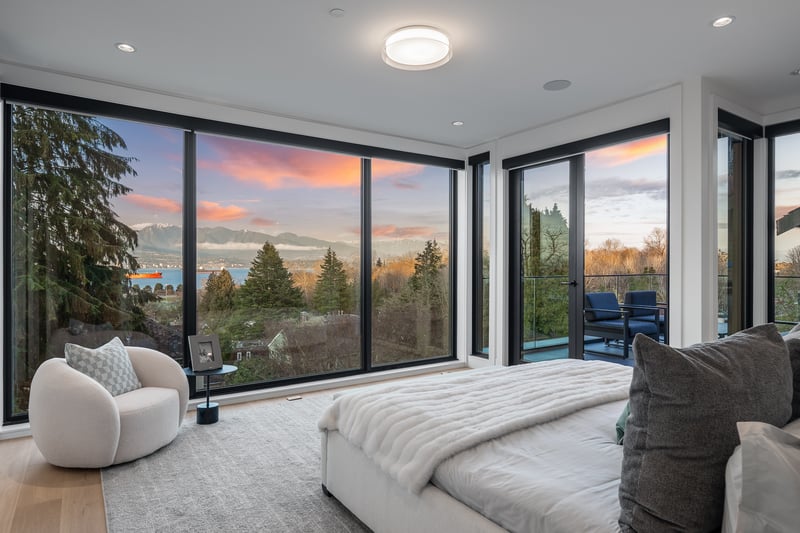 Luxury estate at 4346 Locarno Crescent, Vancouver, BC — photo 17