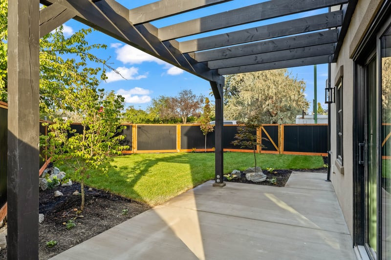 Luxury estate at 1-2957 Conlin Court, Kelowna, BC — photo 5