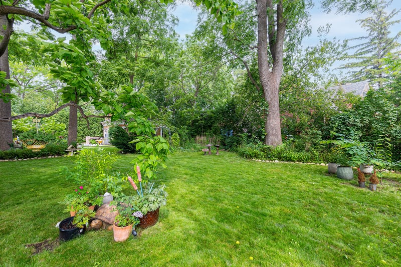 Luxury estate at 103 Thomas Street, Milton, ON — photo 27