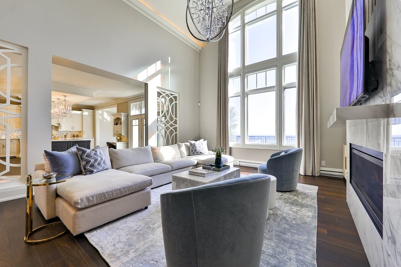 Luxury estate at Burlington — photo 14