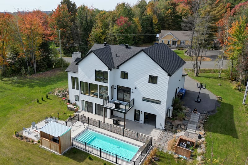 Luxury estate at Address upon request, Granby, QC — photo 2