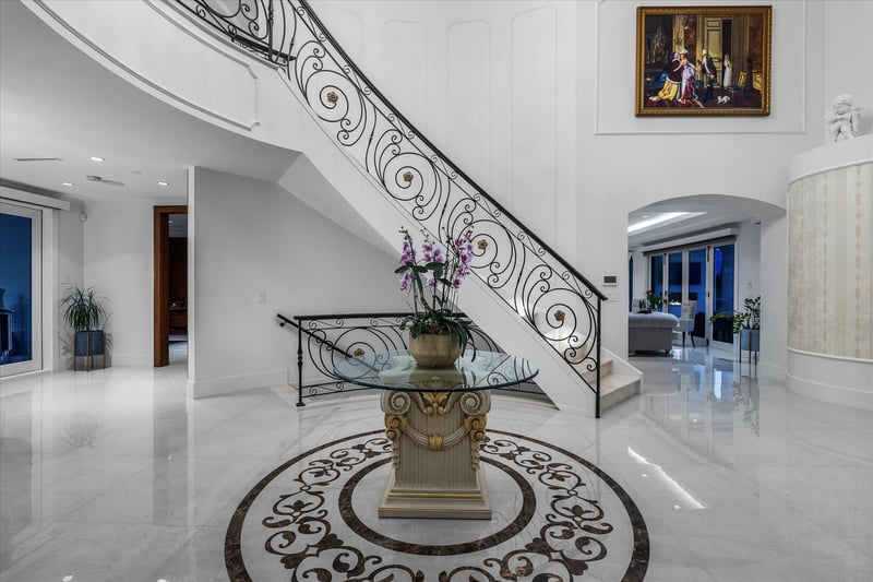 Luxury estate at 1522 Chartwell Drive, West Vancouver, BC — photo 6