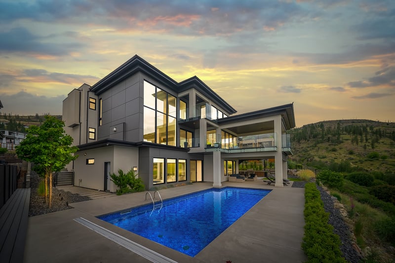 Luxury estate at 5725 Mountainside Drive, Kelowna, BC — photo 3