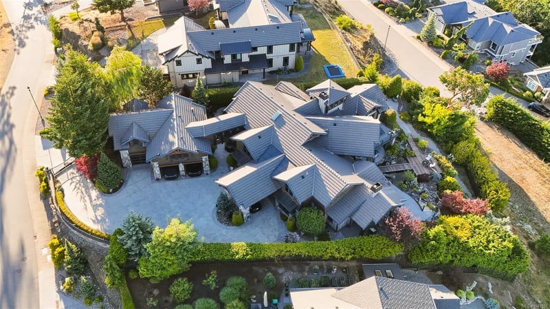 Luxury estate at 5025 Hinrich View, Nanaimo, BC — photo 36
