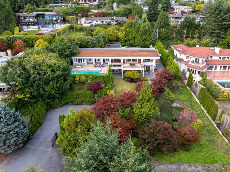 Luxury estate at 1035 King Georges Way, West Vancouver, BC — photo 10
